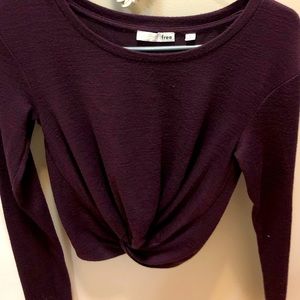 Aritzia Wilfred Free deep purple crop sweater size xs